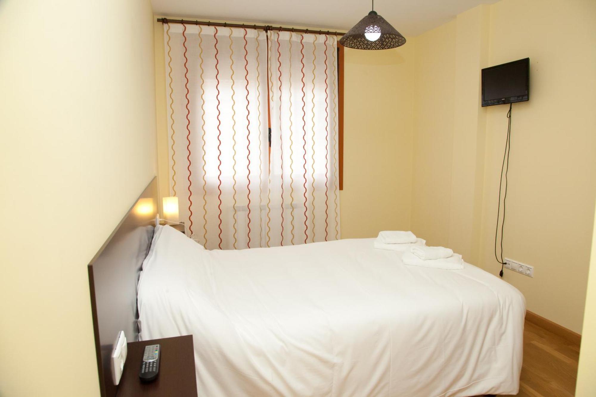 Hostal Casasnovas Silleda Buitenkant foto